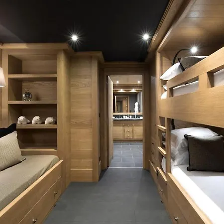Апартаменты Luxury 1850 In Out *