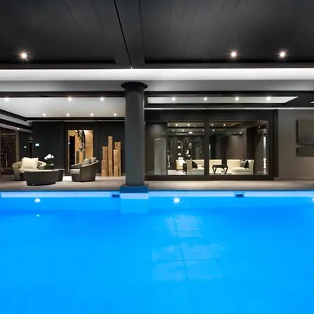 Апартаменты Luxury 1850 In Out *